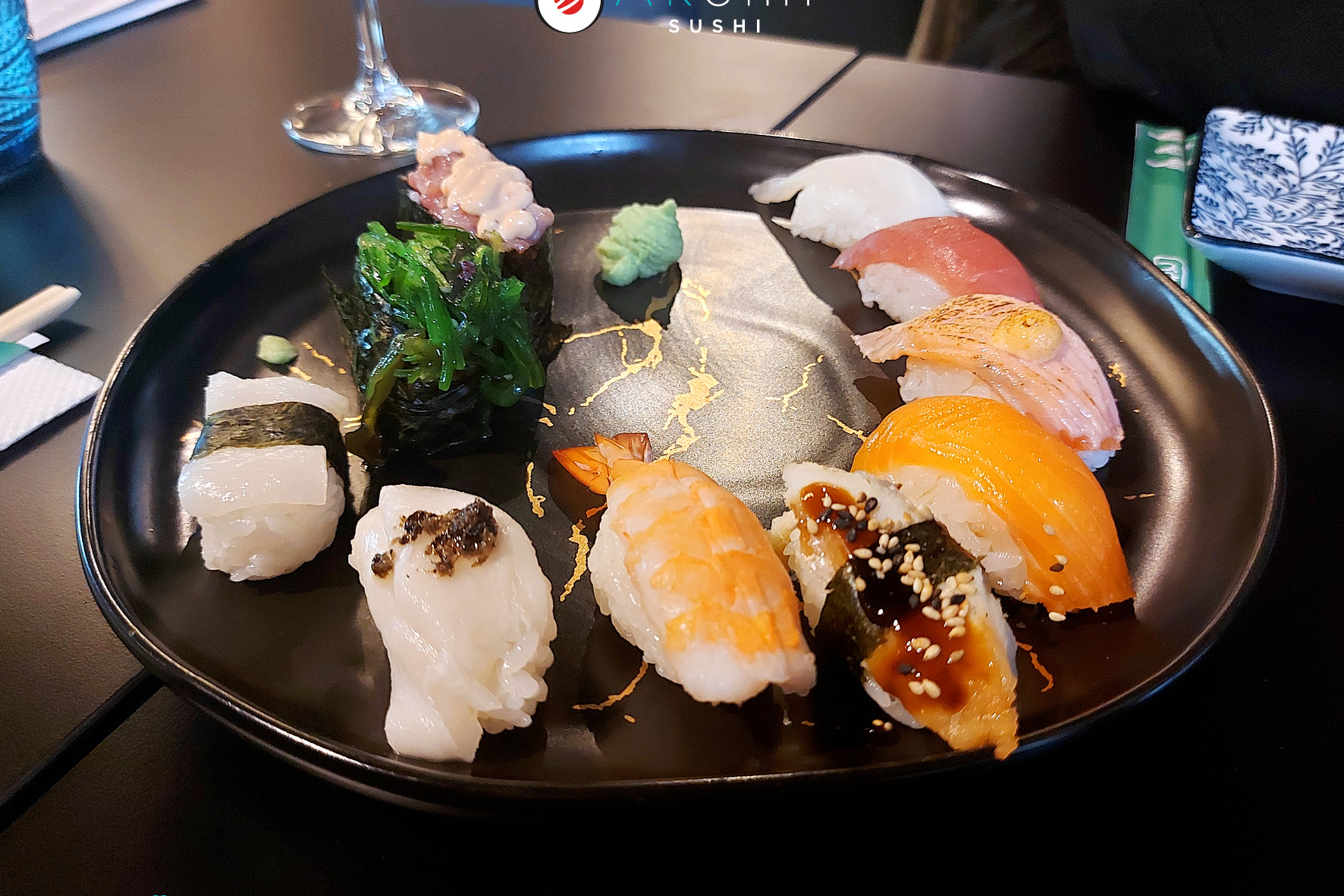 akemi sushi restaurante sushi granada 4
